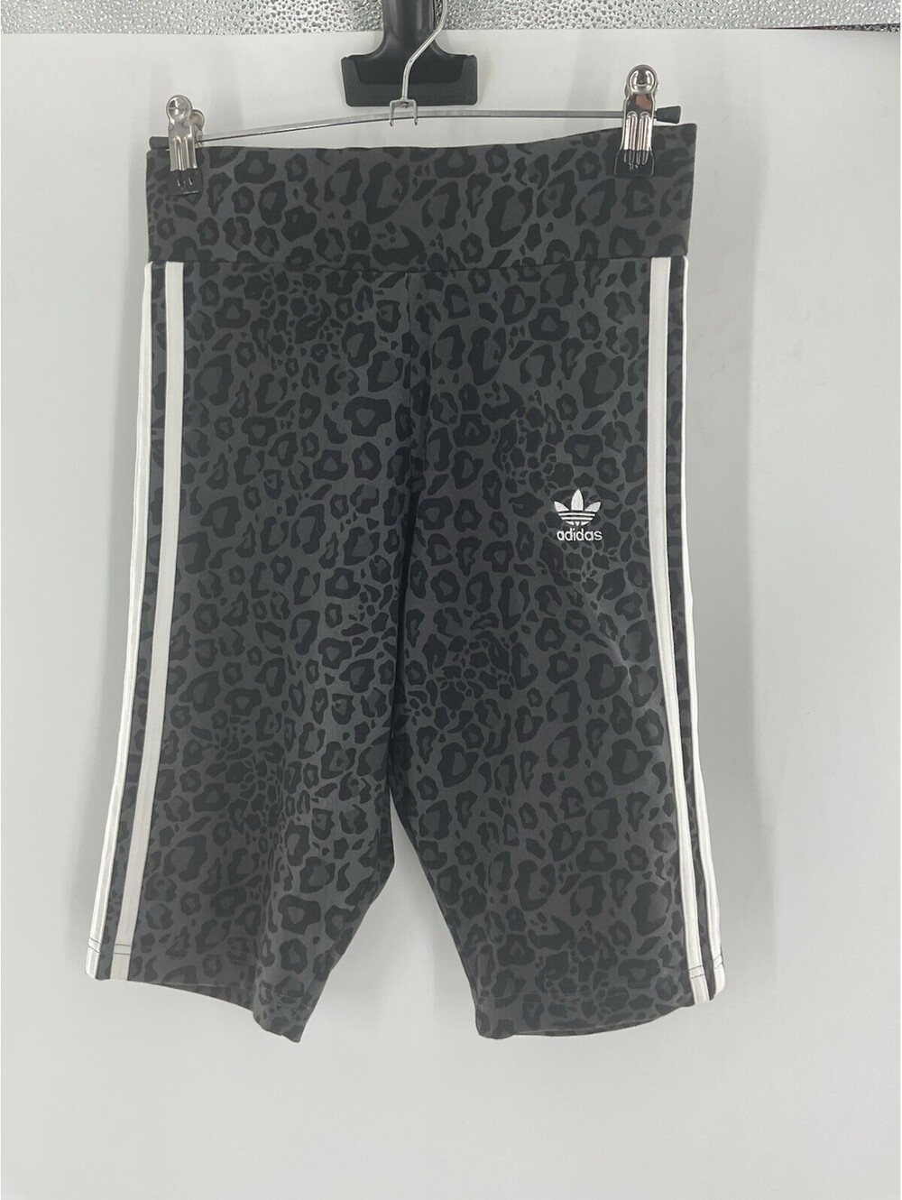 Adidas Women’s Size Small High Waisted Biker Shorts Animal 141